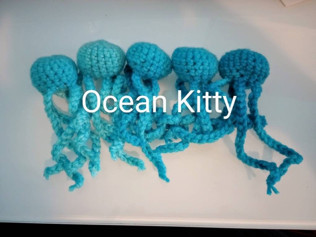 Cat toy, Jellyfish Catnip Toys, crocheted